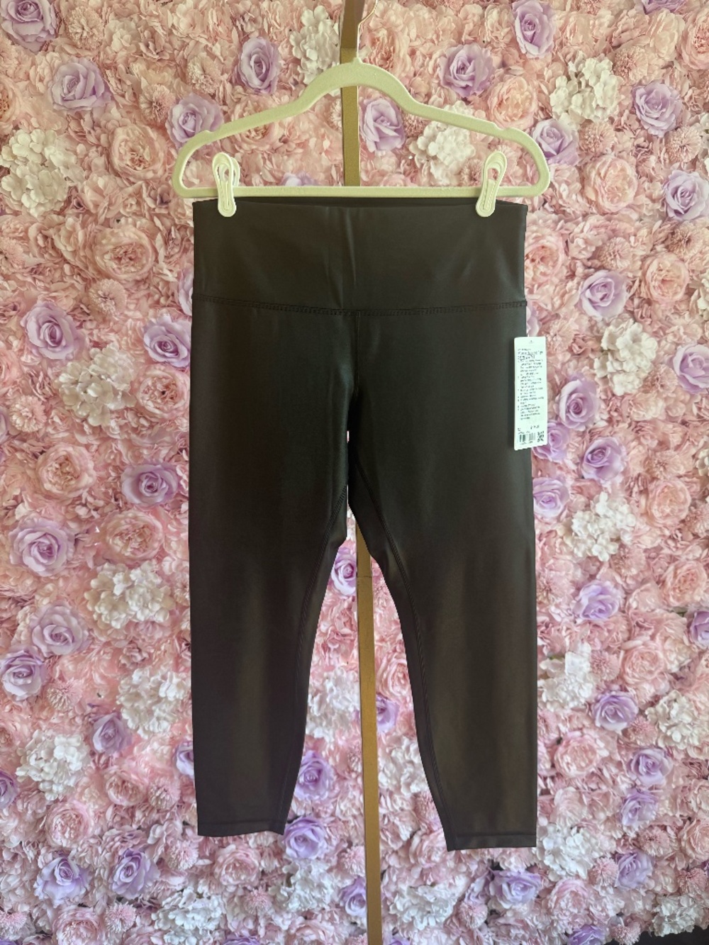 NWT Lululemon Wunder Train High-Rise Tight 25" *Matte Foil